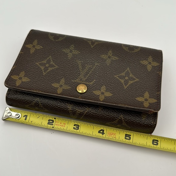Louis Vuitton monogram wallet - Picture 11 of 12